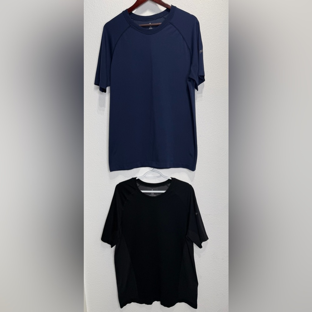 Fabletics Men's Performance Crew Neck Shirt - Navy & Black XL

2 for 30